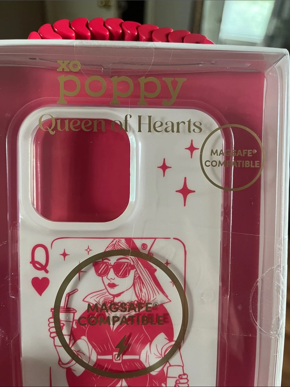 Poppy Queen of Hearts MagSafe iPhone 16 Pro Max Case - White & Pink